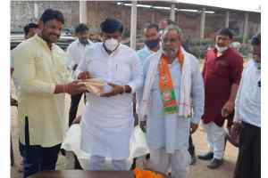 सिंधिया फैंस क्लब के ग्रामीण जिलाध्यक्ष ने प्रोटेम स्पीकर रामेश्वर शर्मा का किया स्वागत