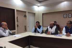 सेंधवा नगर पालिका निर्वाचन को लेकर कांग्रेस ने सौंपा निर्वाचन आयोग को ज्ञापन