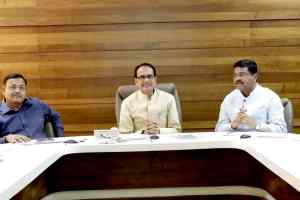 उज्जवला योजना सफल बनाने अप्रैल, मई में चलाया जाएगा अभियान : मुख्यमंत्री चौहान