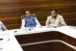 बंद नल-जल योजनाओं को तत्काल चालू किया जाये - मुख्यमंत्री चौहान