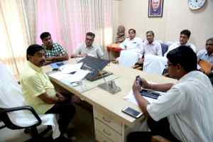 सभी शासकीय इंजीनियरिंग कॉलेज 5-5 गाँव गोद लें- दीपक जोशी