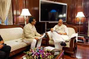 केन्द्र सरकार से खण्डवा जिले में सैनिक स्कूल खोलने का आग्रह