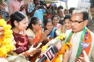 खबर नेशन भोपाल में चप्पे-चप्पे पर भाजपा का विशेष संपर्क अभियान  मुख्यमंत्री और प्रदेशअध्यक्ष सहित वरिष्ठ नेतृत्व ने किया घर-घर संपर्क