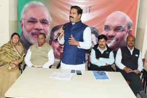 म.प्र में कांग्रेस की सरकार को लेकर जनता में नकारात्मक भाव: स्वतंत्रदेवसिंह