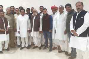कांग्रेस पार्टी में शामिल होने कमलनाथ से मिले मुरैना के विभिन्न वर्गों के पदाधिकारी