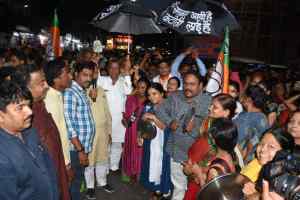 बिजली कटौती के विरोध में विधानसभा क्षेत्र क्रं 3 में भाजपा ने लालटेन, चिमनी यात्रा निकाली