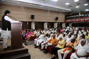 दूरस्थ, तटस्थ और निकटस्थ लोगों तक पहुंचें कार्यकर्ता: राकेश सिंह