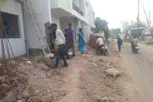 सावधान: निर्माण सामग्री बाहर नजर आई तो लग सकता है जुर्माना