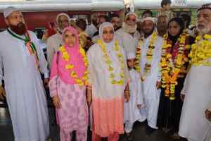 हज यात्रियों का आखिरी काफिला अपने वतन लौटा
