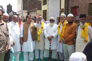मक्का मदीना जाने वाले जत्थे का किया ज़ोरदार स्वागत
