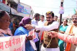 कांग्रेस में दम है, तो जनता के बीच जाकर गांधी जी के विचारों से अवगत कराए