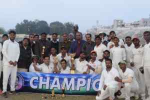 12वीं तनमन ट्राॅफी क्रिकेट टूर्नामेंट के सीनियर जूनियर फाईनल मुकाबले