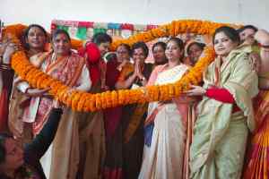 घर-घर जाकर सीएए विरोधी दलों के फैलाए भ्रम को दूर करें महिलाएंः विजया राहटकर