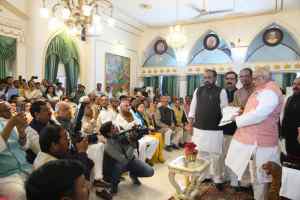 बहुमत नहीं, इसलिए राज्यपाल के निर्देश पर भी फ्लोर टेस्ट से भागी कमलनाथ सरकार