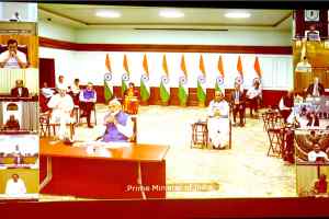 कोरोना वायरस को युद्ध से बड़ा संकट मानकर पूरी क्षमता से मुकाबला करें राज्य - प्रधानमंत्री