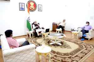 नई दृष्टि और नई दिशा के साथ हो गौ-संरक्षण: टंडन