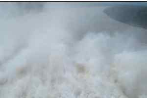 जलस्तर को नियंत्रित करने बरगी बांध के 17 गेट खोले गये