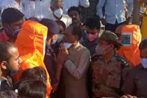 72 घंटे में एन.डी.आर.एफ़  (NDRF) टीम ने 2050 लोगों को किया रेस्क्यू