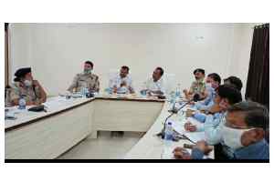 अंतरराज्यीय सीमा से लगे दोनों जिले के कलेक्टर, एसपी ने ली समीक्षा बैठक