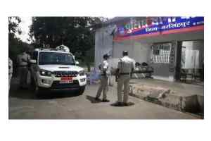 पुलिस ने नहीं सुनी दुष्कर्म पीड़िता की शिकायत,घर में फांसी लगाकर दी जान