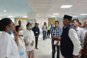 पी.आई.यू. और निर्माण एजेंसी की लापरवाही पर मंत्री विश्वास कैलाश सारंग ने जमकर लगाई फटकार