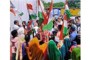 कमलनाथ जी ने नर्मदापुरम मैं कांग्रेस आजीविका प्रकोष्ठ की महिला कार्यकर्ताओं से की मुलाकात