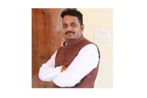 भारतीय जनता युवा मोर्चा ने राहुल गांधी द्वारा वीर सावर को लेकर की गई अनर्गल टिप्पणी के विरोध में किया सांकेतिक प्रदर्शन