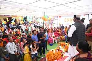 चिकित्सा शिक्षा मंत्री विश्वास कैलाश सारंग की विकास यात्रा पहुंची नरेला विधानसभा