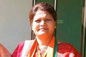 मंत्री सुश्री मीना सिंह ने उमरिया जिले के मानपुर में हितग्राहियों को सामग्री वितरित की