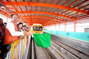 मुख्यमंत्री श्री चौहान ने भोपाल मेट्रो रेल के ट्रायल रन का किया शुभारंभ