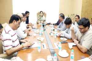 पटेल नगर कॉलोनाईजर के विरूद्ध एफआईआर कराने के निर्देश