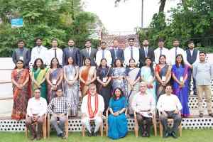 मंत्री श्री पटेल ने नवनियुक्त जनपद पंचायत सीईओ एवं विकासखंड अधिकारियों से की सौजन्य भेंट