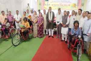 ट्राई साइकिल एवं सहायक उपकरण दिव्यांगजनों को सशक्त करने का माध्यम है : मंत्री श्री पटेल