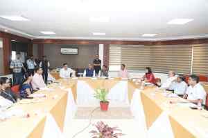 फार्मेसी पंजीयन प्रक्रिया होगी पूरी तरह ऑनलाइन, पूरी पारदर्शिता से करें प्रकरणों का निराकरण : उप मुख्यमंत्री श्री शुक्ल