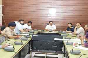 संभागायुक्त डॉ. खाड़े की अध्यक्षता में आईसीसी महिला वर्ल्ड कप-2025 की तैयारियों को लेकर बैठक सम्पन्न