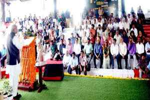 जहां भी उपयुक्त जगह मिले पेड़ जरूर लगाए जाएं : राज्यपाल श्री पटेल