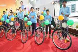 सरकारी स्कूलों में पढ़ने वाले 4.90 लाख बच्चों को नि:शुल्क साइकिल