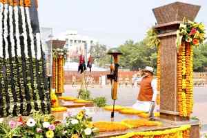 वीरता, कर्तव्यनिष्ठा और सेवा भावना से चिरकाल तक प्रेरणा देते रहेंगे शहीद पुलिस जवान : मुख्‍यमंत्री डॉ. यादव