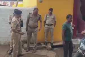 कोतवाली थाना क्षेत्र में तीन नकाबपोश बदमाशों ने दिया वारदात को अंजाम, पुलिस ने शहरभर में नाकाबंदी कर शुरू की तलाश